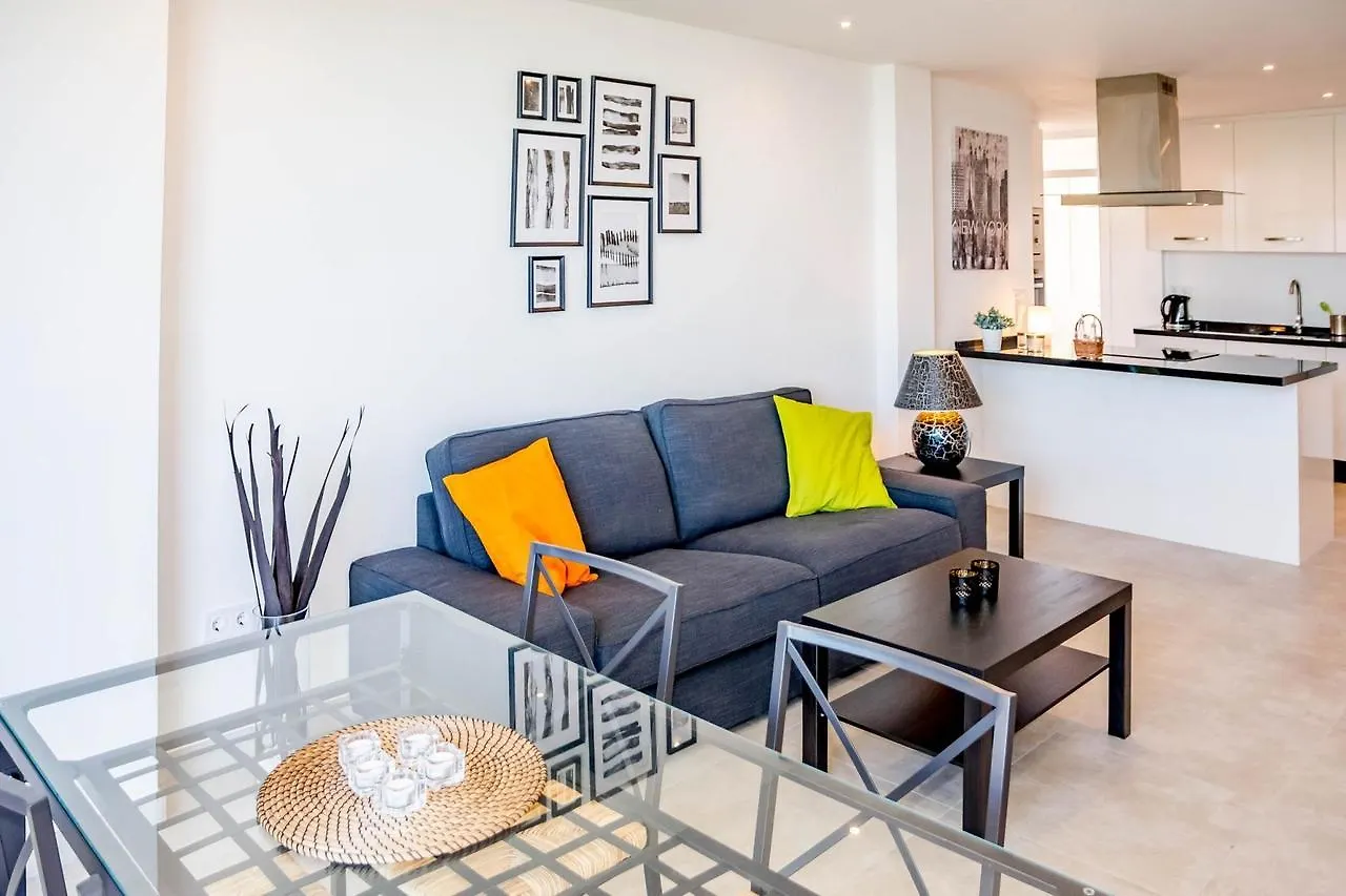 Cp1-2 Bedroom Apartment Front Line Beach Cristo Playa Estepona 0*,  Španělsko