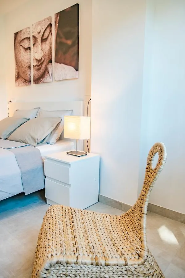 Cp1-2 Bedroom Apartment Front Line Beach Cristo Playa Estepona 0*,  Španělsko