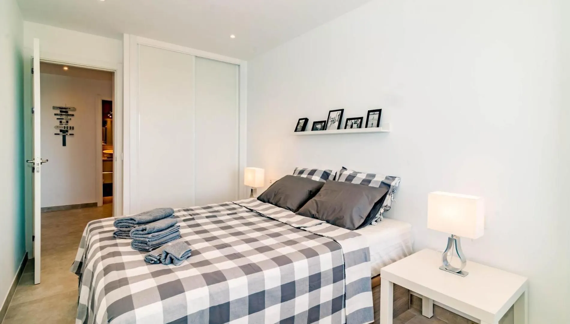 Cp1-2 Bedroom Apartment Front Line Beach Cristo Playa Estepona