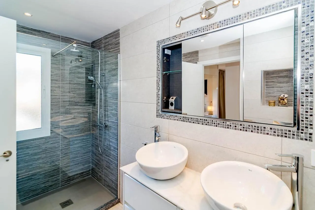 Cp1-2 Bedroom Apartment Front Line Beach Cristo Playa Estepona