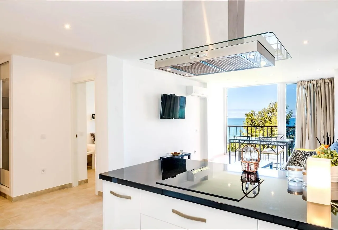 Cp1-2 Bedroom Apartment Front Line Beach Cristo Playa Estepona